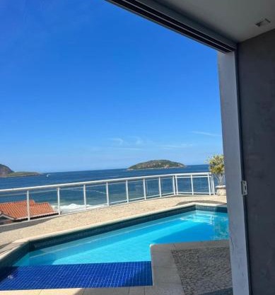 Full view of the Sea in Camboinhas, Niterói-RJ