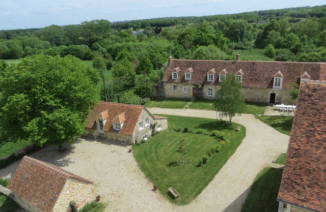 Fun activities whatever the weather, 2 games rooms, heated swimming pool