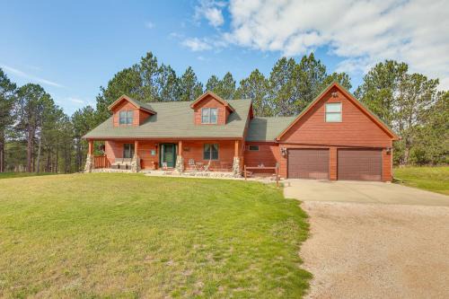 Furnished Deck, Black Hills View Lazy U Retreat