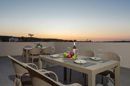 Fyllianos Apartments