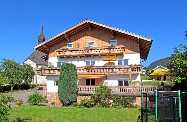 Gästehaus Horizont idyllic location 500m to Lake Mondsee
