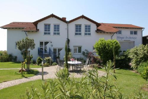Gästezimmer Weingut Dr Oberhofer
