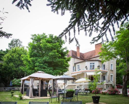 Gîte 2 chambres Vue du Château d'Excideuil