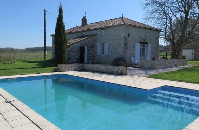 Gîte Bouvignon avec piscine privée Penne d'Agenais