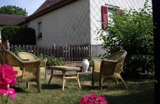 Gîte Chez ANNA in a quiet country setting