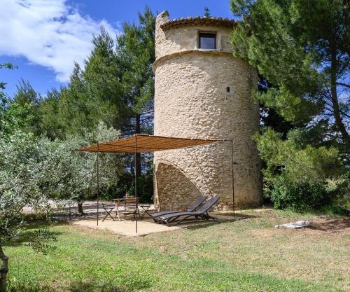 Gîte de charme face au Luberon, avec Jacuzzi