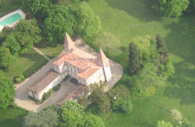 Gîte du Poirier in the castle park