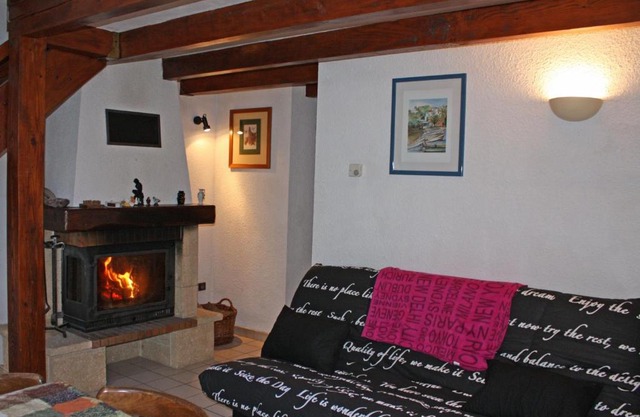 Gîte rénové, nature et jeux près du Val d'Ajol, 3 ch, 2 sdb, Wifi, équipements bébé, proche ski - FR-1-589-113