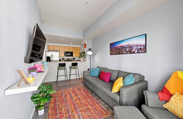 Gaslamp Gem Luxe 1 Bedroom w/BBQ , Pool, Free Parking