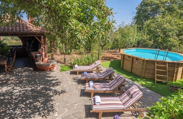 GC0149 Large holiday cottage in San Mateo