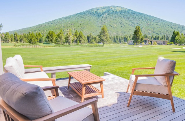 GC094 | Condo on Big Meadow's 18th Fairway.