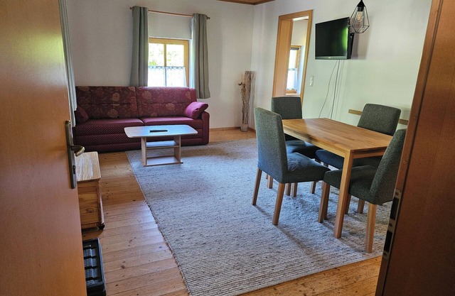 Gemütliche 3-Sterne-Ferienwohnung mit Terrasse, Streichelzoo