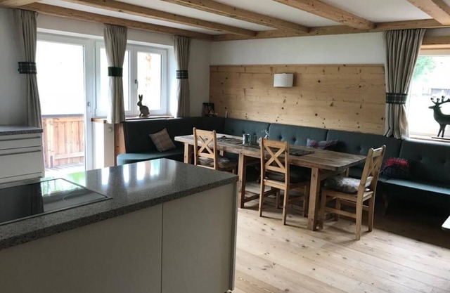 Gemütliche & Sonnige Wohnung mit Großer Terasse in Kirchberg in Tirol