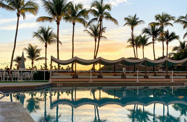 Getaway Suite w/Spectacular Bay Views & Pool Access!