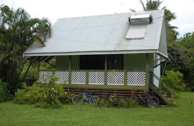 Ginas Garden Lodges, Aitutaki - 4 self contained lodges in a beautiful garden