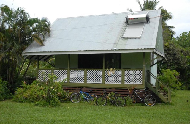 Ginas Garden Lodges, Aitutaki - 4 self contained lodges in a beautiful garden