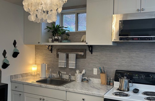 Gingko Lane, Waldorf.nMCM Vibe Meets Southern Maryland Charm