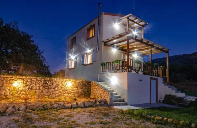 Giorgioupolis polentas villa