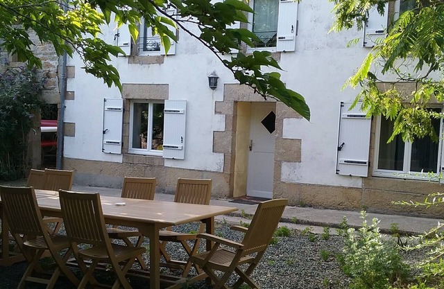 gite.beach on foot, house sleeps 8.29sud.