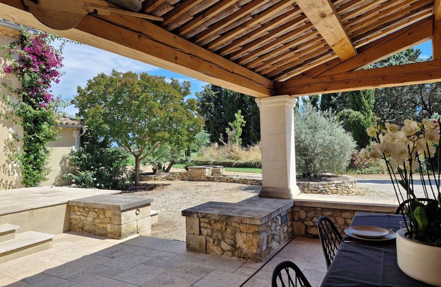 Gite in the heart of the Alpilles - lemasdeslauriers@gmail.com