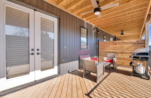 GLOBALSTAY. Unique New Townhomes for 16 Guests. HOT TUB, BBQ