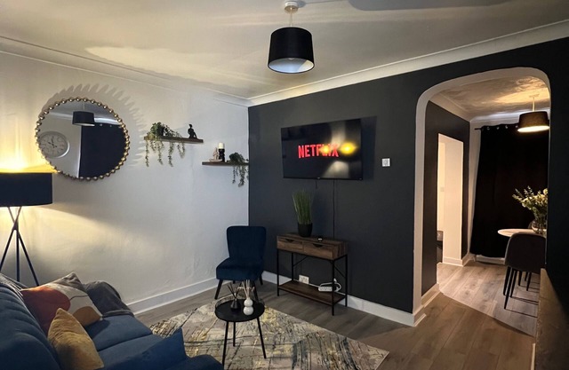 Gms Luxury House in Chatham