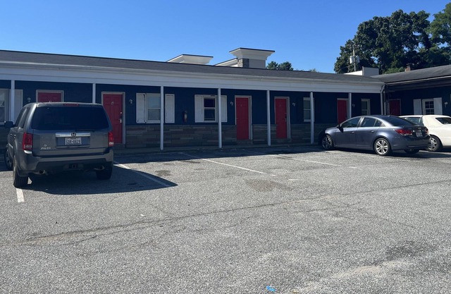 Golden Luck Motel