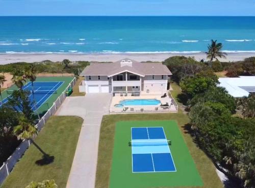 Golden Sands Pearl - Florida's Top - ALL Private Beachfront with NEW Pickleball Court, Pool, Spa