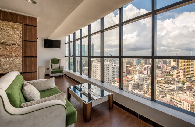 Golden Tulip Dar Es Salaam City Center Hotel