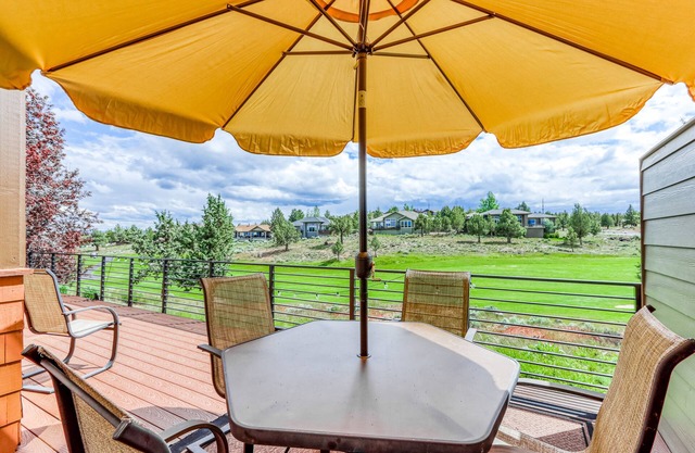 Golf Course View Family Retreat with WiFi, Shared Pool/Hot Tub, Deck, & More