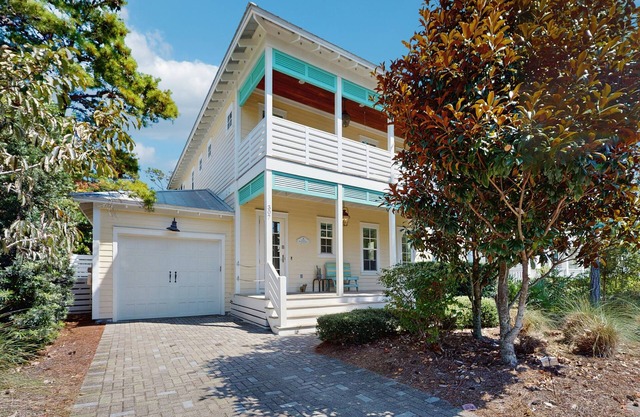 Gorgeous coastal home with plenty of space and easy beach access