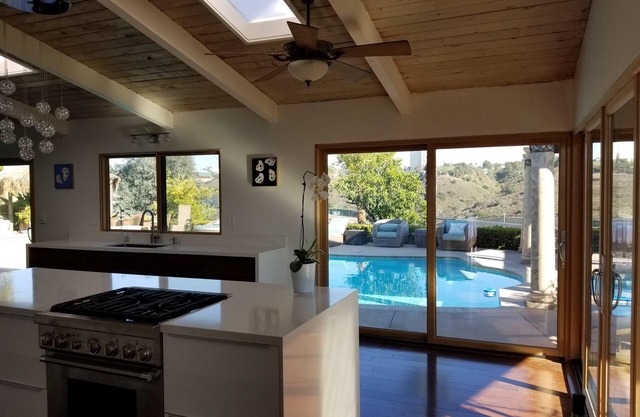 Gorgeous Resort Style Home. Private location.