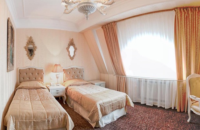 Gosudarev's House Hotel complex Imperial Village