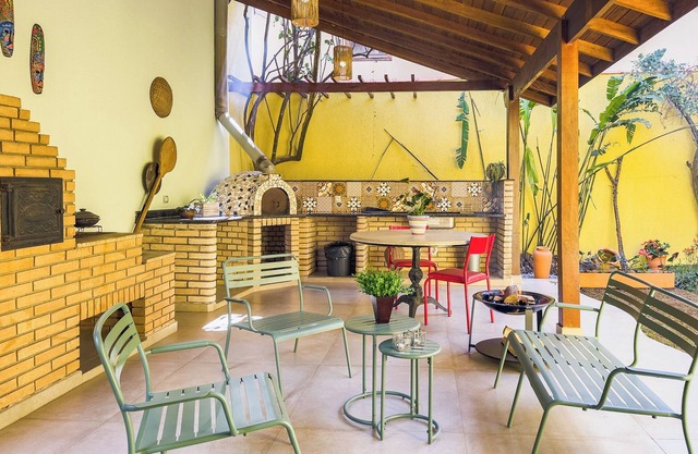 Gourmet space and home-office in Granja