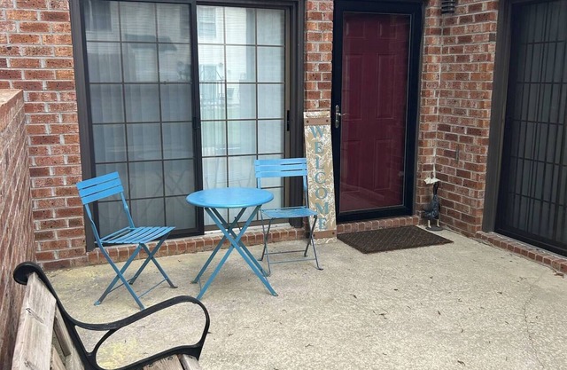 Governor's Square at Coventry @ I-20/I-95