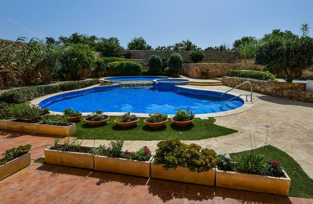 Gozo Spacious Apartment with Large Communal Pool