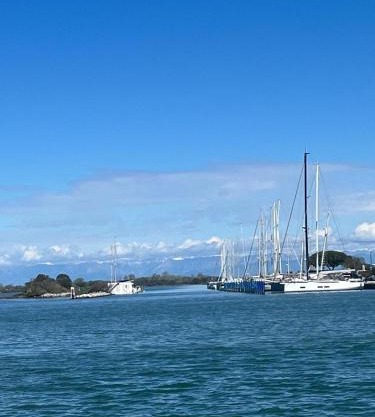 Grado Laguna Apartment