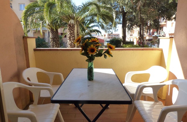 Gran Reserva - Apt for 4 people 2 steps from the beach, shops and restaurants