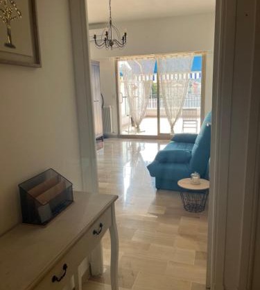 Grand studio à 2mn du port et 40mn des pistes de ski