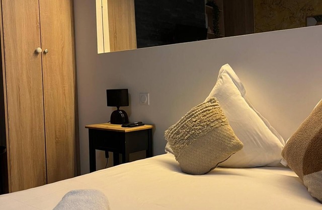 Grand studio cosy et lumineux – Havre de tranquillité au cœur du 13e arrondissem