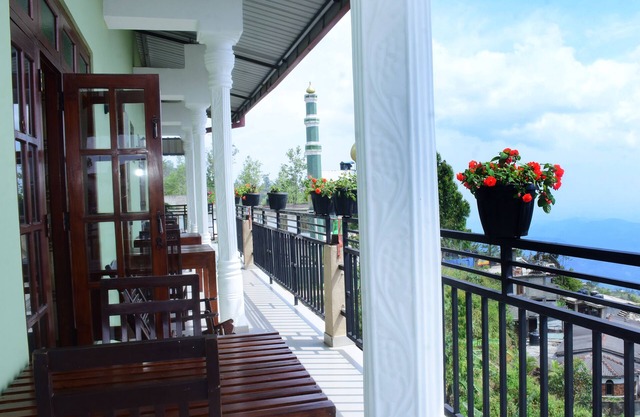 Grand View Guest House & Restaurant
