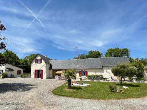 Grande Maison avec Jardin, Animaux Acceptés, WiFi inclus - FR-1-497-182