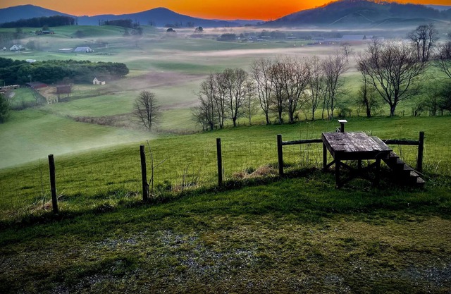 Grayson County Gourmet Getaway - NEW Unlimited High speed wifi and Central A/C!