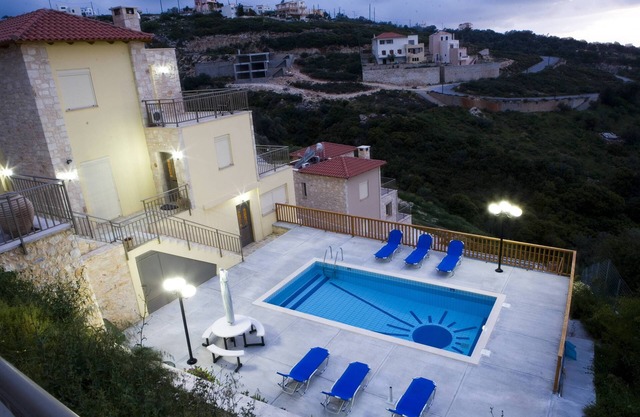 Great Escape villas suitability for family's - very clean friendly to all