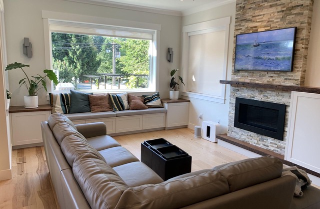 Great Family Home, Central Location