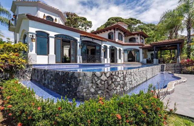 Great Ocean View and easy access