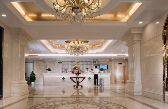 GreenTree Inn Guangdong Shenzhen Dongmen Business Hotel