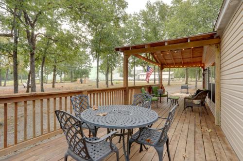 Greers Ferry Lake Access Cabin with Boat Slip!