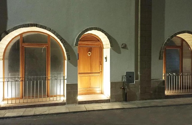 Guest House Eleonora by BarbarHouse