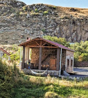 Guesthouse by the river